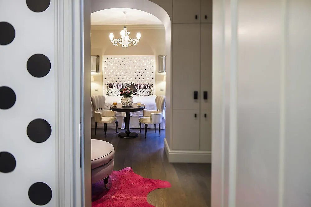 Pepoli9 Charming Guest House Rome Hotel